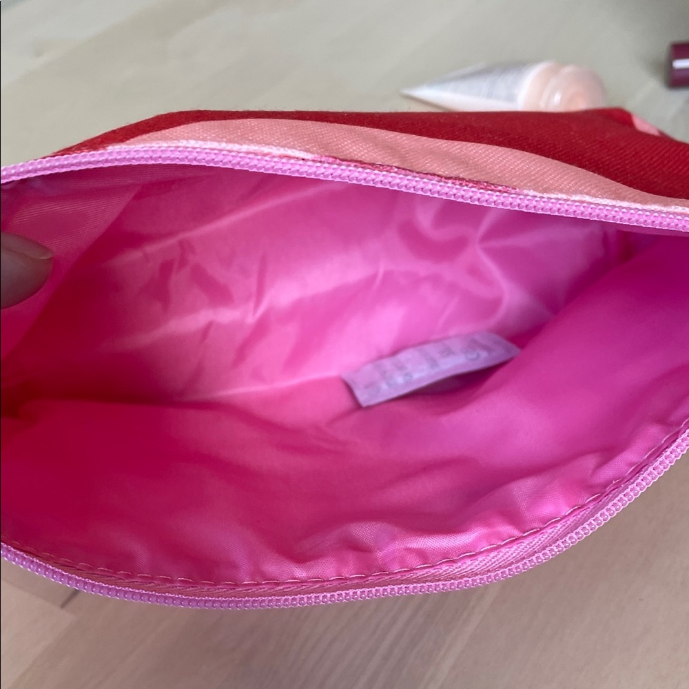 NIP Clinique Lipstick, Travel Items with Marimekko Cosmetic Bag - Picture 8 of 10